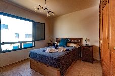 Alquiler por habitaciones en  Famara - Habitación Nº 1,  con ba&ntilde;o...