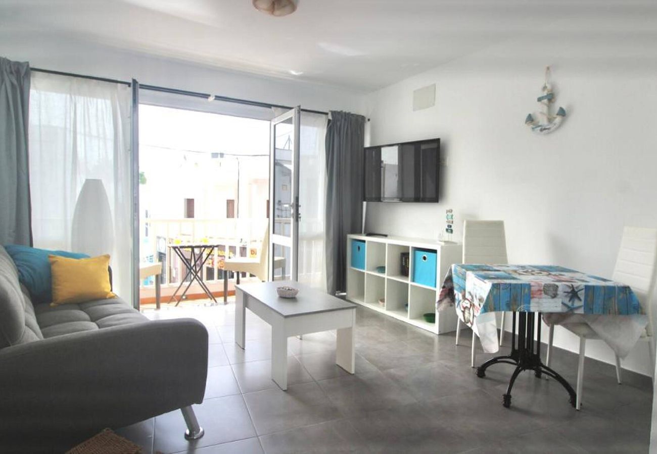 Apartamento en Puerto del Carmen - Apartamento Ancla II -Old town & Playa Chica