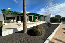 Villa in Playa Honda - Luxury Villa Sea Front -La Orilla